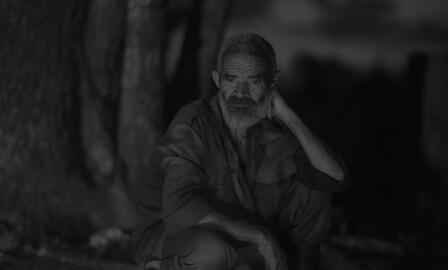 Mientras Anochece Mientras Anochece